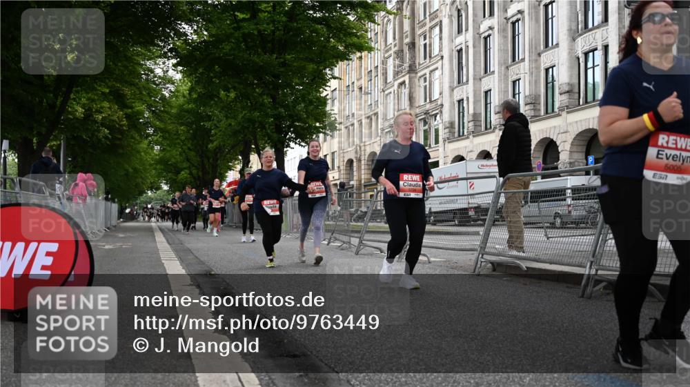 14.06.2026 - REWE Women's Run J. Mangold http://msf.ph/oto/9763449 14.06.2026 11:10:20 Ziel 5005, 5028, 5724, 5830, 5831 meine-sportfotos.de