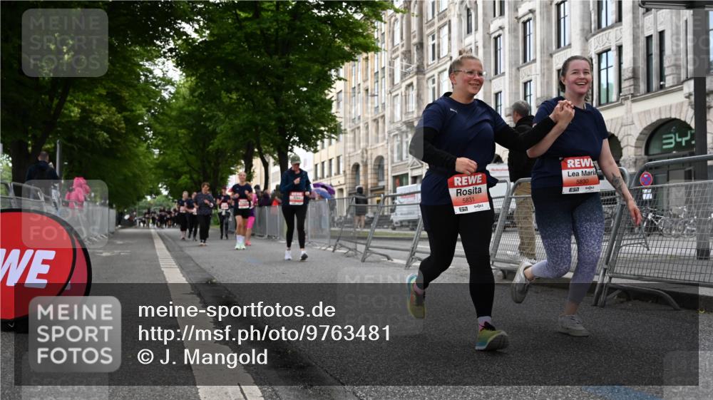 14.06.2026 - REWE Women's Run J. Mangold http://msf.ph/oto/9763481 14.06.2026 11:10:22 Ziel 5005, 5028, 5120, 5316, 5724, 5830, 5831 meine-sportfotos.de