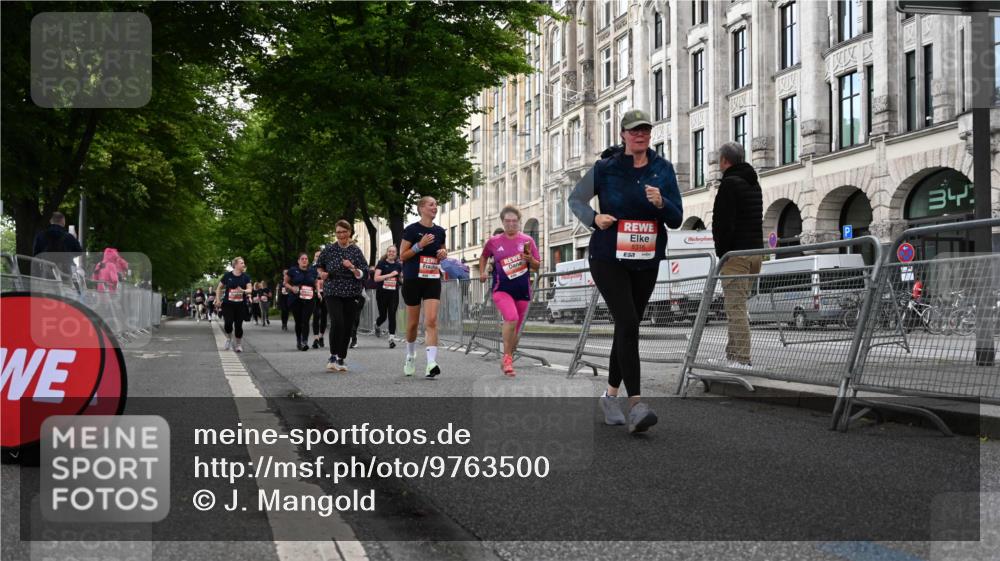 14.06.2026 - REWE Women's Run J. Mangold http://msf.ph/oto/9763500 14.06.2026 11:10:26 Ziel 5120, 5123, 5124, 5125, 5126, 5127, 5316, 5724, 5763, 5830, 5831 meine-sportfotos.de