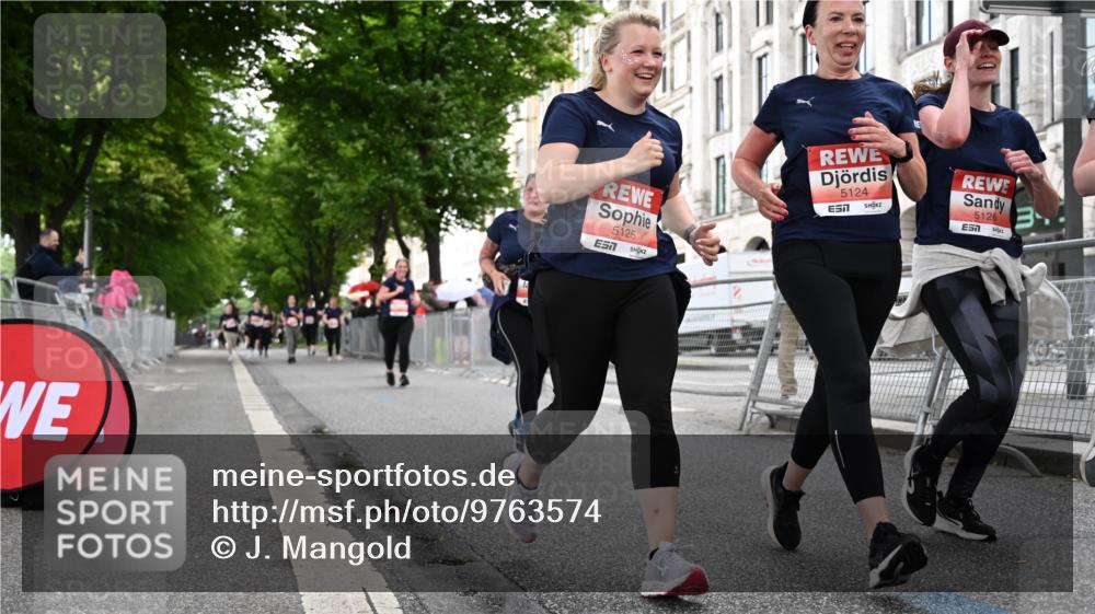 14.06.2026 - REWE Women's Run J. Mangold http://msf.ph/oto/9763574 14.06.2026 11:10:31 Ziel 5120, 5123, 5124, 5125, 5126, 5127, 5254, 5316, 5763, 5879 meine-sportfotos.de