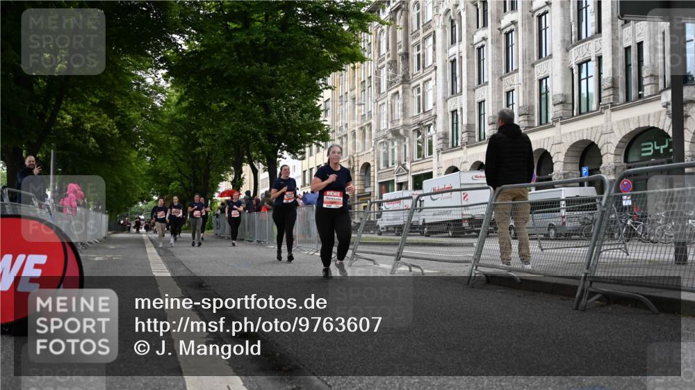 14.06.2026 - REWE Women's Run J. Mangold http://msf.ph/oto/9763607 14.06.2026 11:10:34 Ziel 5123, 5124, 5125, 5126, 5127, 5254, 5554, 5606, 5763, 5879, 5915 meine-sportfotos.de