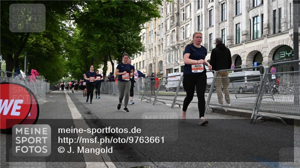 14.06.2026 - REWE Women's Run J. Mangold http://msf.ph/oto/9763661 14.06.2026 11:10:42 Ziel 5136, 5275, 5554, 5575, 5606, 5617, 5915 meine-sportfotos.de