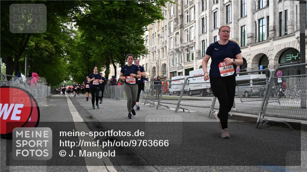 14.06.2026 - REWE Women's Run J. Mangold http://msf.ph/oto/9763666 14.06.2026 11:10:42 Ziel 5136, 5275, 5554, 5575, 5606, 5617, 5915 meine-sportfotos.de