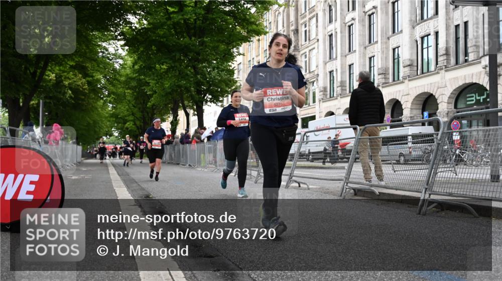 14.06.2026 - REWE Women's Run J. Mangold http://msf.ph/oto/9763720 14.06.2026 11:10:47 Ziel 5136, 5275, 5348, 5575, 5617, 6027 meine-sportfotos.de