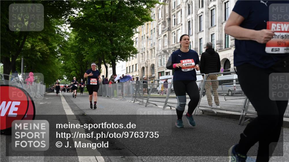 14.06.2026 - REWE Women's Run J. Mangold http://msf.ph/oto/9763735 14.06.2026 11:10:48 Ziel 5136, 5275, 5348, 5575, 6027 meine-sportfotos.de