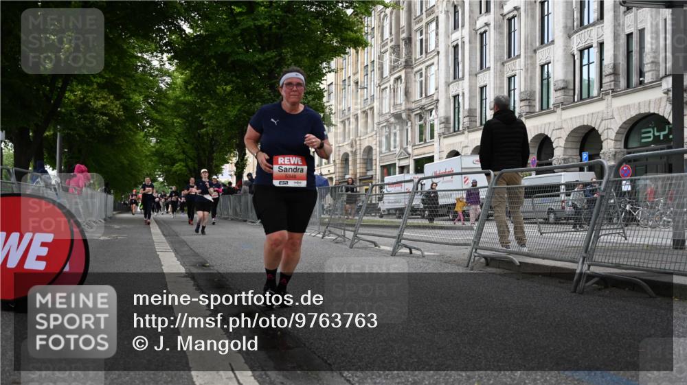 14.06.2026 - REWE Women's Run J. Mangold http://msf.ph/oto/9763763 14.06.2026 11:10:51 Ziel 5275, 5348, 6027 meine-sportfotos.de