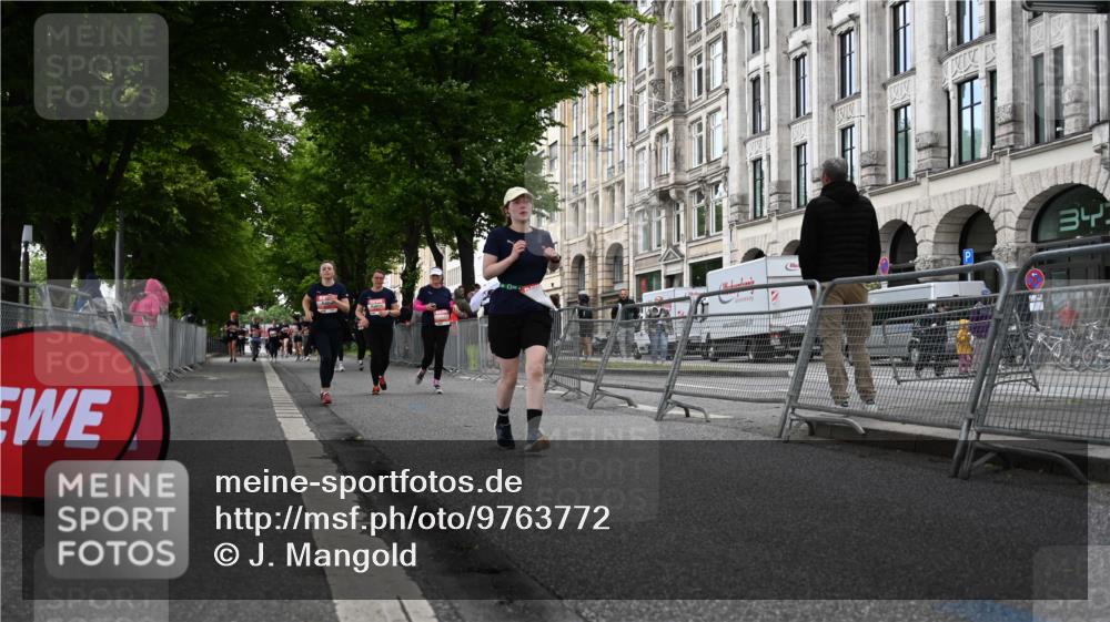 14.06.2026 - REWE Women's Run J. Mangold http://msf.ph/oto/9763772 14.06.2026 11:10:56 Ziel 5165, 5324, 5348, 6068 meine-sportfotos.de