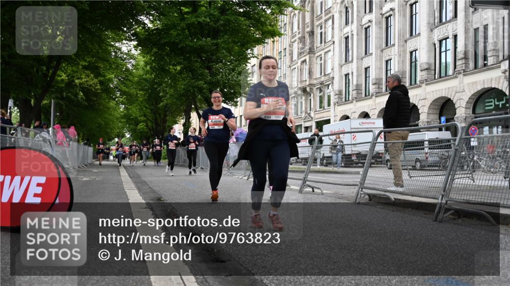 14.06.2026 - REWE Women's Run J. Mangold http://msf.ph/oto/9763823 14.06.2026 11:11:00 Ziel 5165, 5267, 5323, 5324, 6022, 6068 meine-sportfotos.de