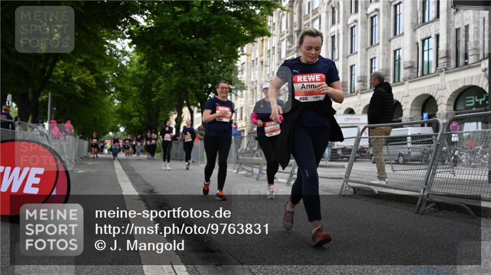 14.06.2026 - REWE Women's Run J. Mangold http://msf.ph/oto/9763831 14.06.2026 11:11:00 Ziel 5165, 5267, 5323, 5324, 6022, 6068 meine-sportfotos.de