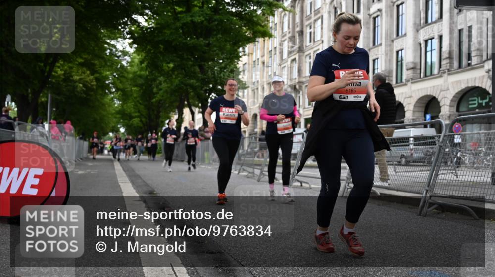 14.06.2026 - REWE Women's Run J. Mangold http://msf.ph/oto/9763834 14.06.2026 11:11:01 Ziel 5165, 5267, 5323, 5324, 6022, 6068 meine-sportfotos.de
