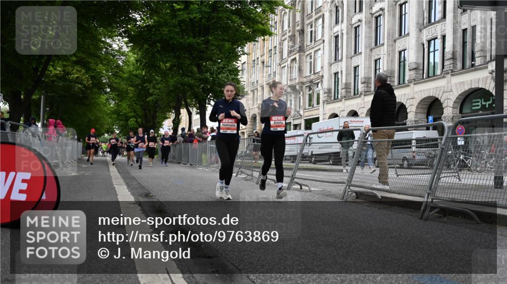 14.06.2026 - REWE Women's Run J. Mangold http://msf.ph/oto/9763869 14.06.2026 11:11:04 Ziel 5165, 5267, 5323, 5342, 5708, 5717, 6022, 6068 meine-sportfotos.de