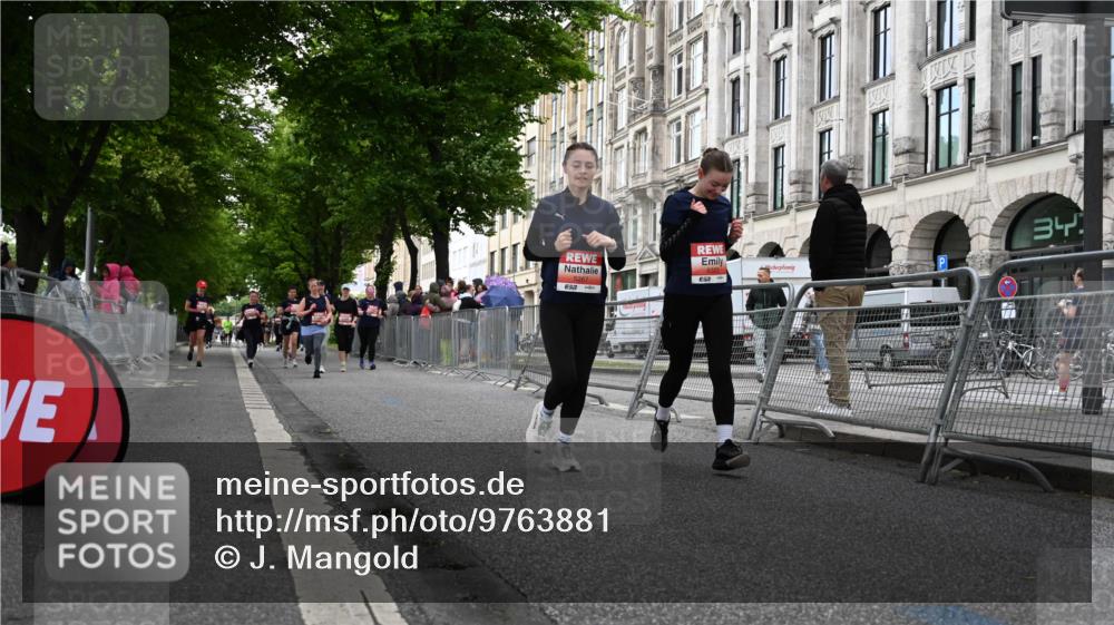 14.06.2026 - REWE Women's Run J. Mangold http://msf.ph/oto/9763881 14.06.2026 11:11:05 Ziel 5165, 5267, 5323, 5342, 5708, 5717, 6022, 6068 meine-sportfotos.de