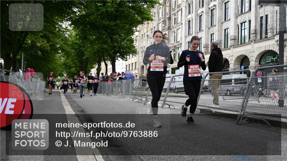 14.06.2026 - REWE Women's Run J. Mangold http://msf.ph/oto/9763886 14.06.2026 11:11:05 Ziel 5165, 5267, 5323, 5342, 5708, 5717, 6022, 6068 meine-sportfotos.de
