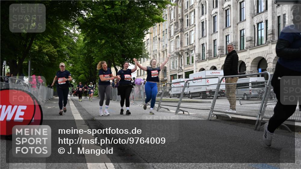 14.06.2026 - REWE Women's Run J. Mangold http://msf.ph/oto/9764009 14.06.2026 11:11:22 Ziel 5080, 5081, 5082, 5148, 5663 meine-sportfotos.de