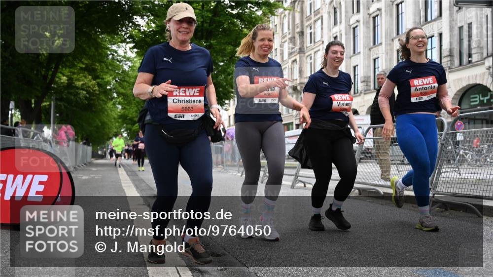 14.06.2026 - REWE Women's Run J. Mangold http://msf.ph/oto/9764050 14.06.2026 11:11:25 Ziel 5080, 5081, 5082, 5148, 5663 meine-sportfotos.de