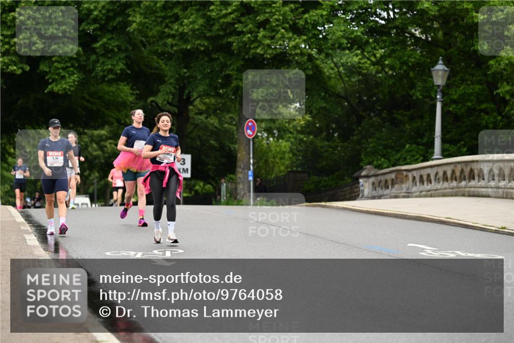 14.06.2026 - REWE Women's Run Dr. Thomas Lammeyer http://msf.ph/oto/9764058 14.06.2026 09:38:39 Laufen 11014, 3 meine-sportfotos.de