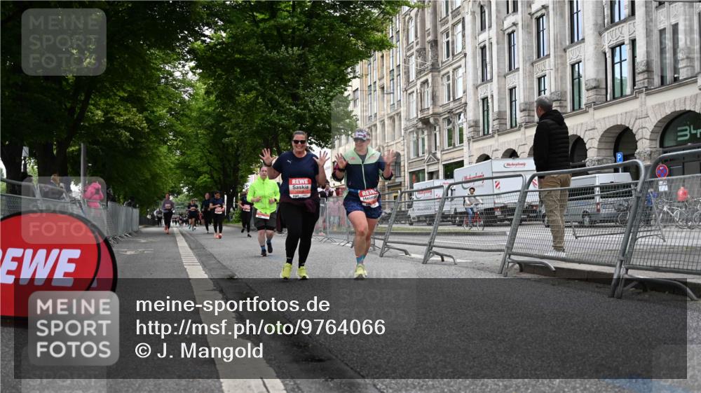 14.06.2026 - REWE Women's Run J. Mangold http://msf.ph/oto/9764066 14.06.2026 11:11:31 Ziel 5265, 5362, 5730 meine-sportfotos.de