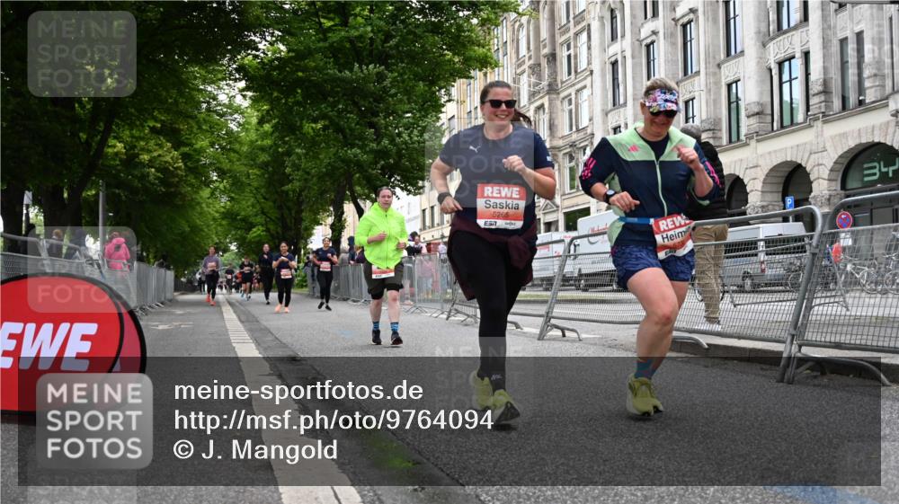 14.06.2026 - REWE Women's Run J. Mangold http://msf.ph/oto/9764094 14.06.2026 11:11:32 Ziel 5265, 5362, 5730 meine-sportfotos.de