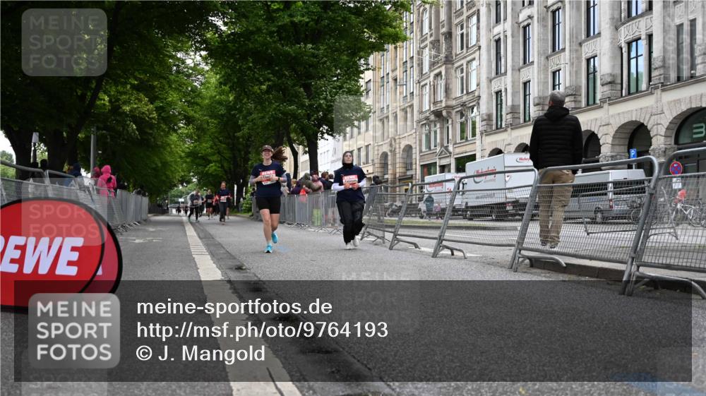 14.06.2026 - REWE Women's Run J. Mangold http://msf.ph/oto/9764193 14.06.2026 11:11:45 Ziel 5159, 5215, 5400, 5401, 5602, 5922 meine-sportfotos.de
