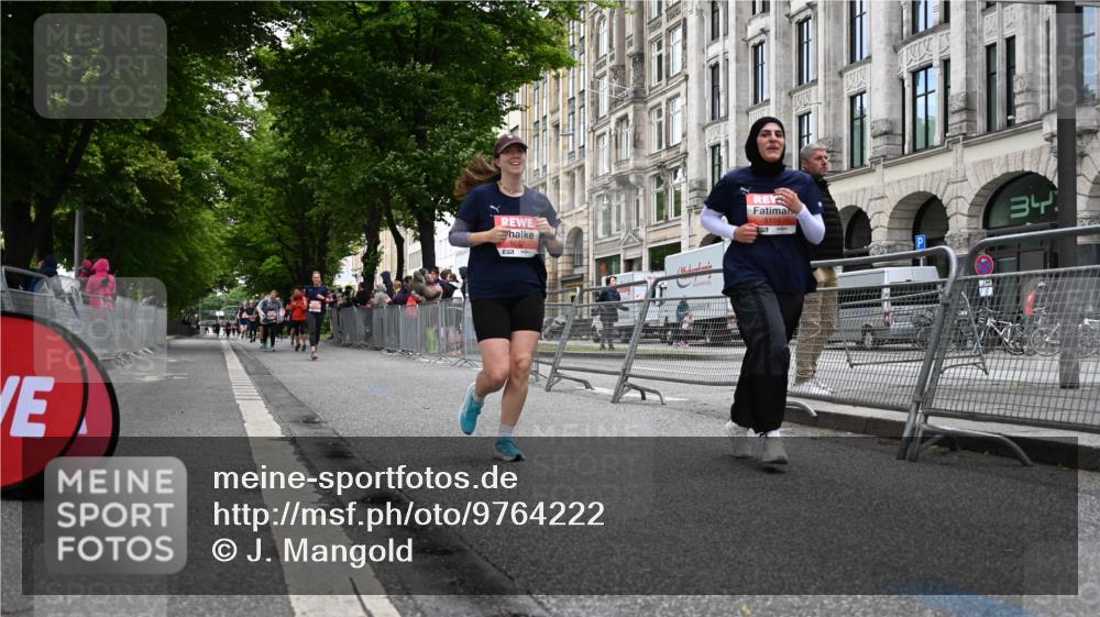 14.06.2026 - REWE Women's Run J. Mangold http://msf.ph/oto/9764222 14.06.2026 11:11:47 Ziel 5159, 5400, 5602 meine-sportfotos.de