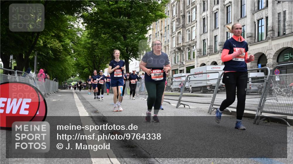 14.06.2026 - REWE Women's Run J. Mangold http://msf.ph/oto/9764338 14.06.2026 11:12:08 Ziel 5088, 5090, 5097, 5100, 5105, 5191, 5302, 5555, 5612, 5671 meine-sportfotos.de