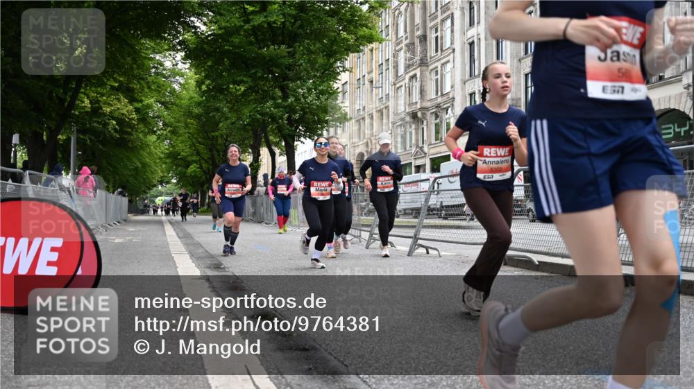 14.06.2026 - REWE Women's Run J. Mangold http://msf.ph/oto/9764381 14.06.2026 11:12:11 Ziel 5088, 5089, 5090, 5100, 5191, 5302, 5325, 5555, 5612, 5671 meine-sportfotos.de