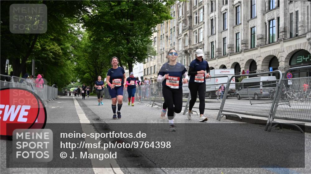 14.06.2026 - REWE Women's Run J. Mangold http://msf.ph/oto/9764398 14.06.2026 11:12:12 Ziel 5088, 5089, 5090, 5100, 5191, 5302, 5325, 5555, 5612, 5671 meine-sportfotos.de