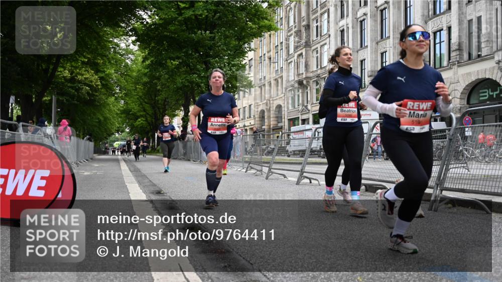 14.06.2026 - REWE Women's Run J. Mangold http://msf.ph/oto/9764411 14.06.2026 11:12:13 Ziel 5088, 5089, 5090, 5100, 5191, 5302, 5325, 5612, 5671, 5785, 6052 meine-sportfotos.de