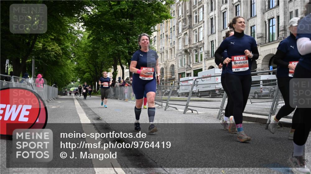 14.06.2026 - REWE Women's Run J. Mangold http://msf.ph/oto/9764419 14.06.2026 11:12:14 Ziel 5088, 5089, 5090, 5100, 5191, 5302, 5325, 5612, 5671, 5785, 6052 meine-sportfotos.de