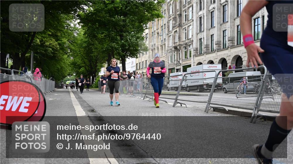 14.06.2026 - REWE Women's Run J. Mangold http://msf.ph/oto/9764440 14.06.2026 11:12:16 Ziel 5088, 5089, 5090, 5191, 5302, 5325, 5785, 6052 meine-sportfotos.de
