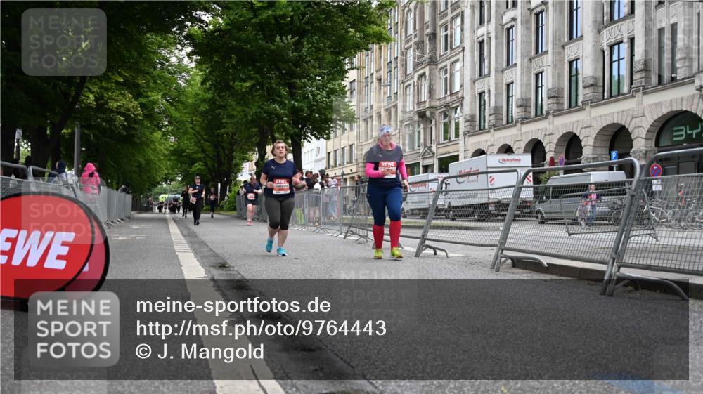 14.06.2026 - REWE Women's Run J. Mangold http://msf.ph/oto/9764443 14.06.2026 11:12:16 Ziel 5088, 5089, 5090, 5191, 5302, 5325, 5785, 6052 meine-sportfotos.de