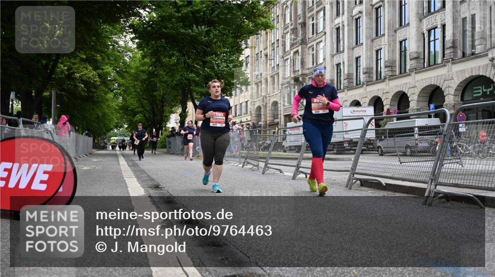 14.06.2026 - REWE Women's Run J. Mangold http://msf.ph/oto/9764463 14.06.2026 11:12:17 Ziel 5088, 5089, 5090, 5191, 5325, 5785, 6052 meine-sportfotos.de