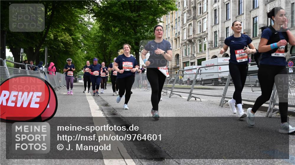 14.06.2026 - REWE Women's Run J. Mangold http://msf.ph/oto/9764601 14.06.2026 11:12:58 Ziel 5252, 5299, 5300, 5383, 5537, 5564, 5645, 5678, 5726, 5936, 5955, 6033 meine-sportfotos.de