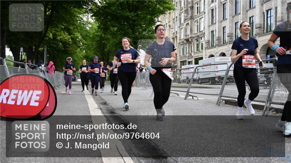 14.06.2026 - REWE Women's Run J. Mangold http://msf.ph/oto/9764604 14.06.2026 11:12:58 Ziel 5252, 5299, 5300, 5383, 5537, 5564, 5645, 5678, 5726, 5936, 5955, 6033 meine-sportfotos.de