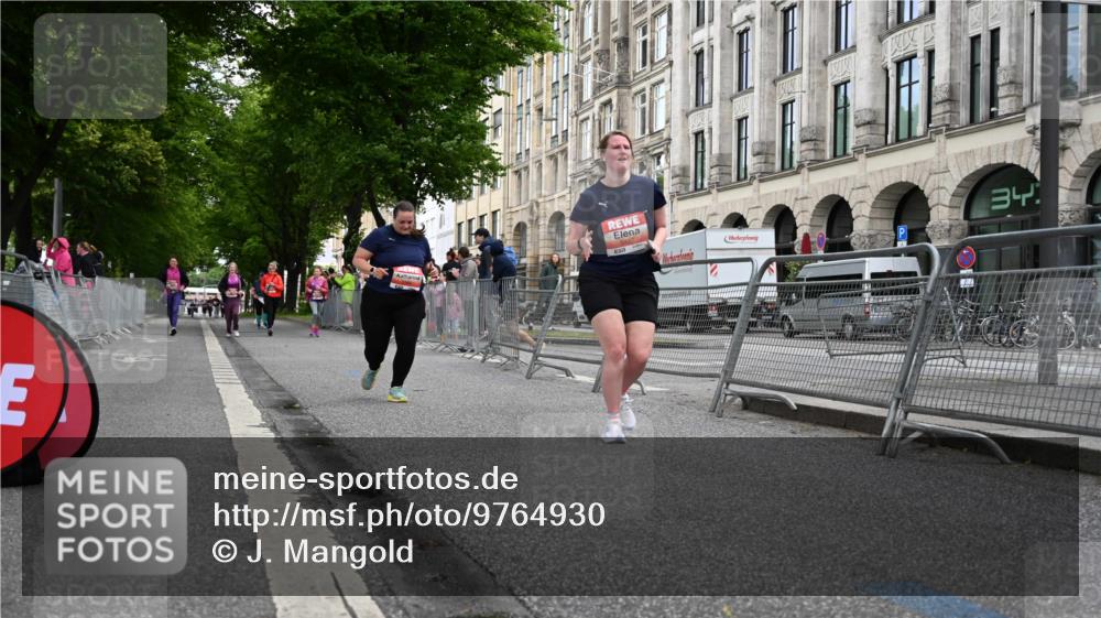 14.06.2026 - REWE Women's Run J. Mangold http://msf.ph/oto/9764930 14.06.2026 11:15:17 Ziel 5184, 5497, 5862 meine-sportfotos.de