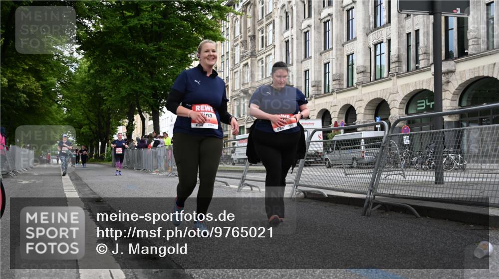 14.06.2026 - REWE Women's Run J. Mangold http://msf.ph/oto/9765021 14.06.2026 11:16:09 Ziel 5269, 5636 meine-sportfotos.de