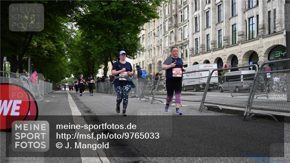 14.06.2026 - REWE Women's Run J. Mangold http://msf.ph/oto/9765033 14.06.2026 11:16:16 Ziel 5506, 5706 meine-sportfotos.de