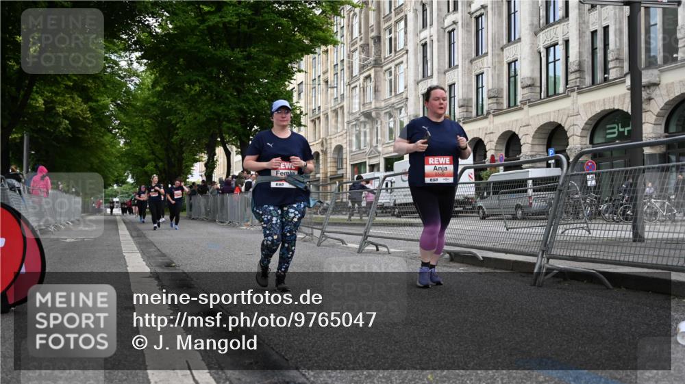 14.06.2026 - REWE Women's Run J. Mangold http://msf.ph/oto/9765047 14.06.2026 11:16:17 Ziel 5506, 5706 meine-sportfotos.de