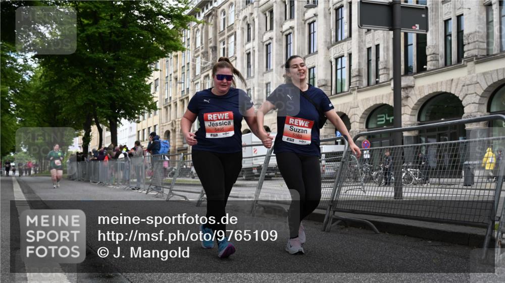 14.06.2026 - REWE Women's Run J. Mangold http://msf.ph/oto/9765109 14.06.2026 11:16:30 Ziel 5163, 5495, 5628, 6004 meine-sportfotos.de