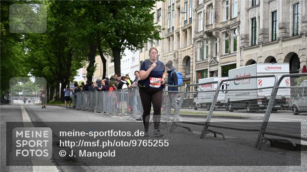 14.06.2026 - REWE Women's Run J. Mangold http://msf.ph/oto/9765255 14.06.2026 11:17:11 Ziel 5220, 5878, 6071 meine-sportfotos.de