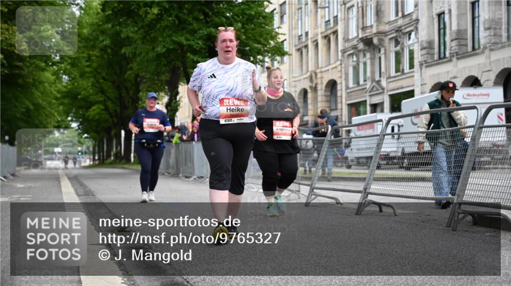 14.06.2026 - REWE Women's Run J. Mangold http://msf.ph/oto/9765327 14.06.2026 11:18:31 Ziel 5550, 5647, 5738 meine-sportfotos.de