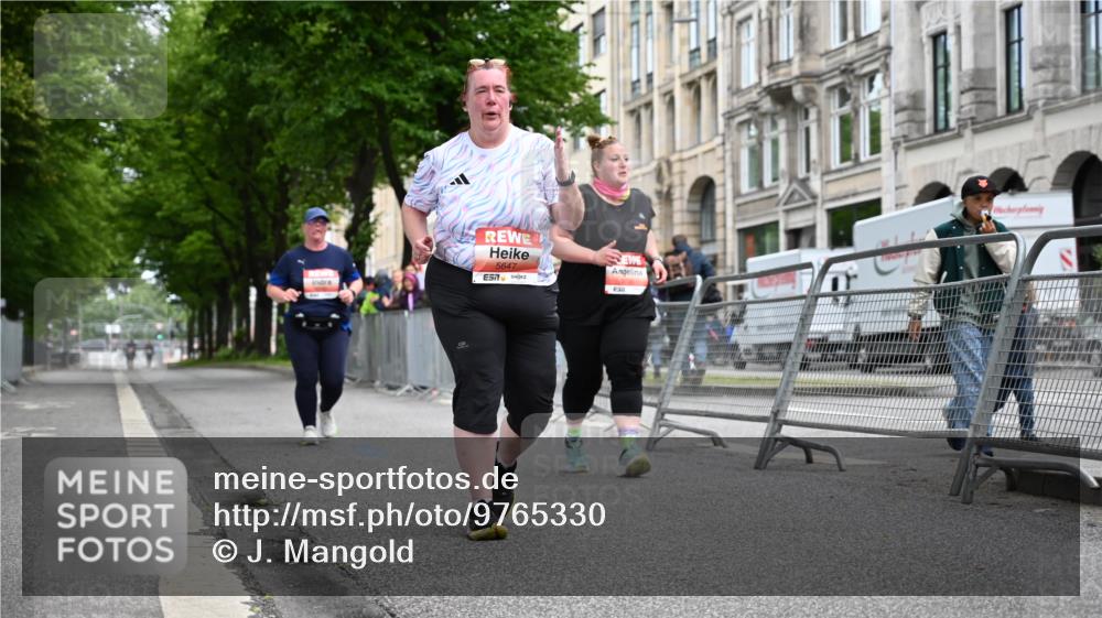14.06.2026 - REWE Women's Run J. Mangold http://msf.ph/oto/9765330 14.06.2026 11:18:31 Ziel 5550, 5647, 5738 meine-sportfotos.de