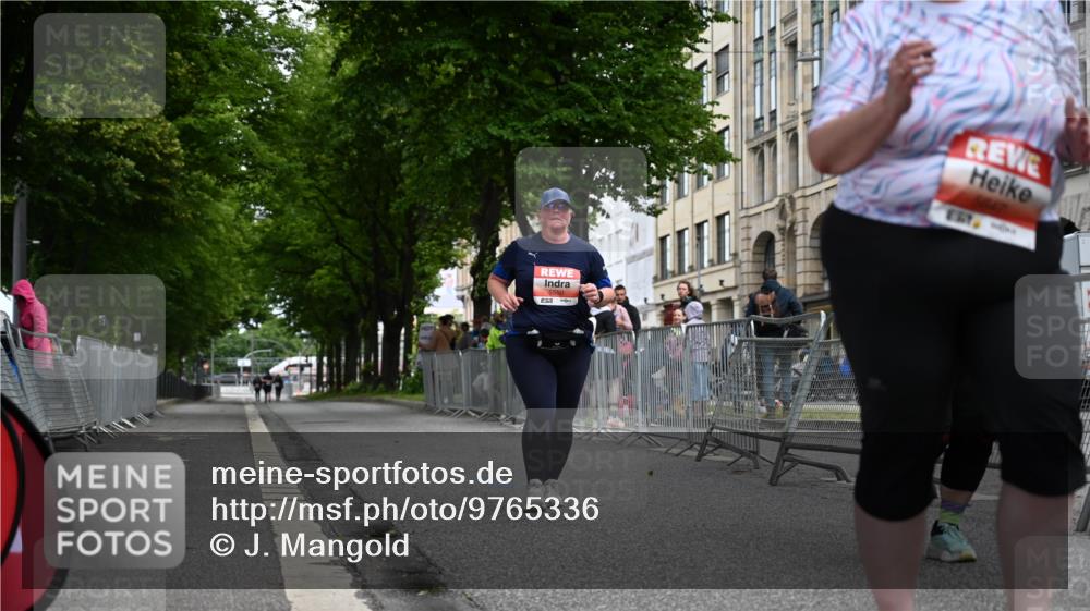 14.06.2026 - REWE Women's Run J. Mangold http://msf.ph/oto/9765336 14.06.2026 11:18:33 Ziel 5550, 5647, 5738 meine-sportfotos.de
