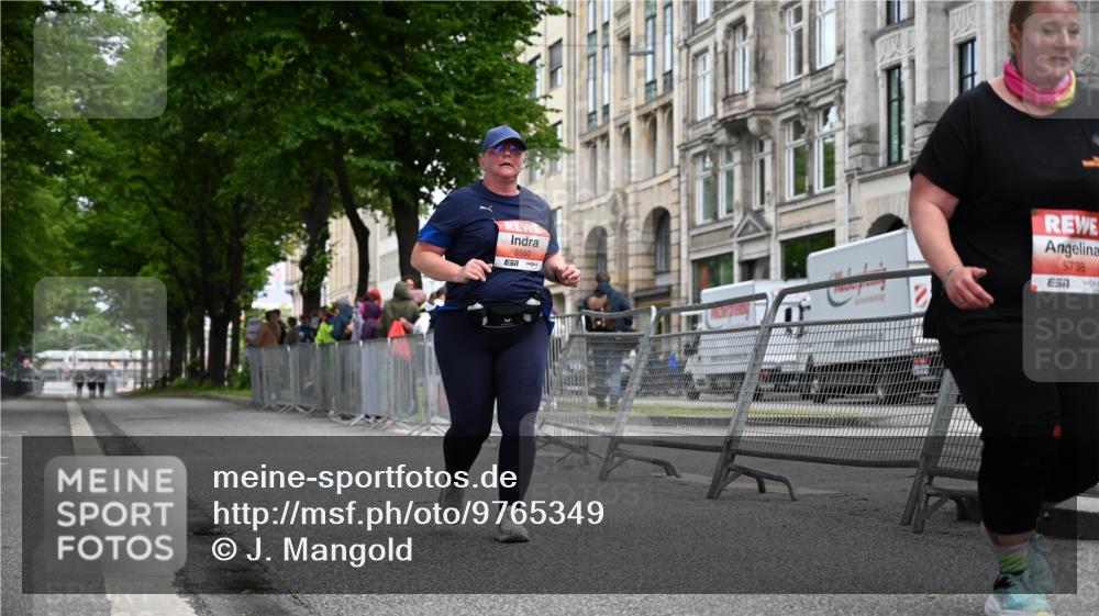 14.06.2026 - REWE Women's Run J. Mangold http://msf.ph/oto/9765349 14.06.2026 11:18:35 Ziel 5550, 5647, 5738 meine-sportfotos.de