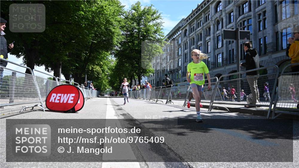 14.06.2026 - REWE Women's Run J. Mangold http://msf.ph/oto/9765409 14.06.2026 11:36:07 Ziel 106, 237, 263 meine-sportfotos.de