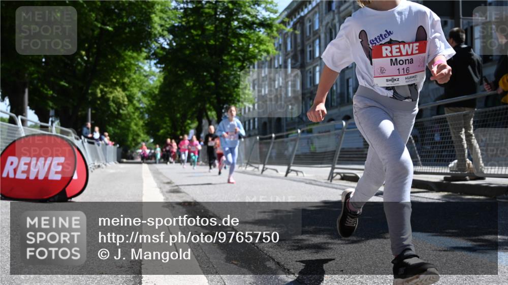 14.06.2026 - REWE Women's Run J. Mangold http://msf.ph/oto/9765750 14.06.2026 11:36:48 Ziel 116, 149, 178, 183, 235, 277, 278, 313, 352, 355 meine-sportfotos.de