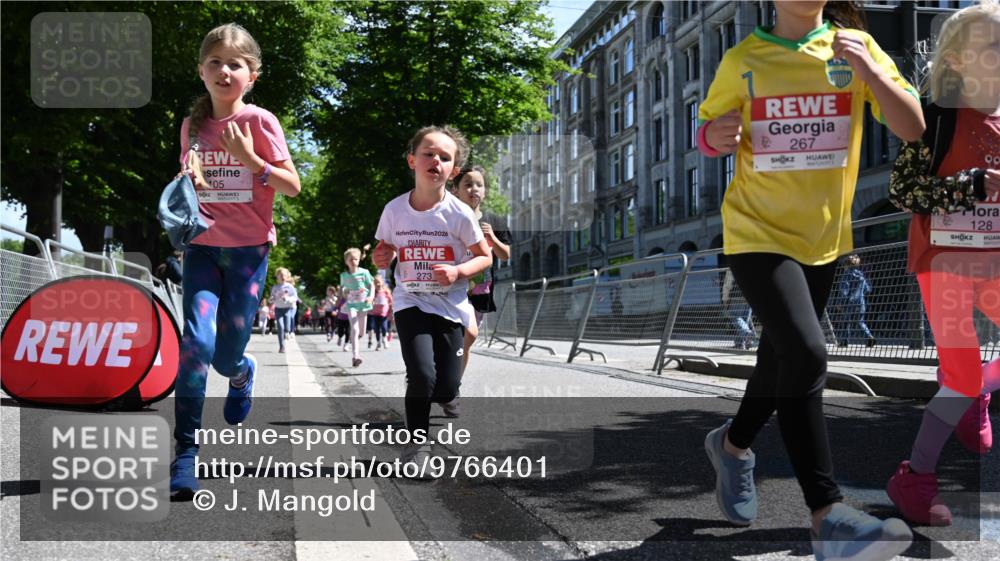 14.06.2026 - REWE Women's Run J. Mangold http://msf.ph/oto/9766401 14.06.2026 11:37:46 Ziel 105, 117, 125, 127, 128, 185, 189, 194, 201, 214, 220, 241, 252, 255, 267, 273, 295, 296, 316, 319, 321, 345 meine-sportfotos.de