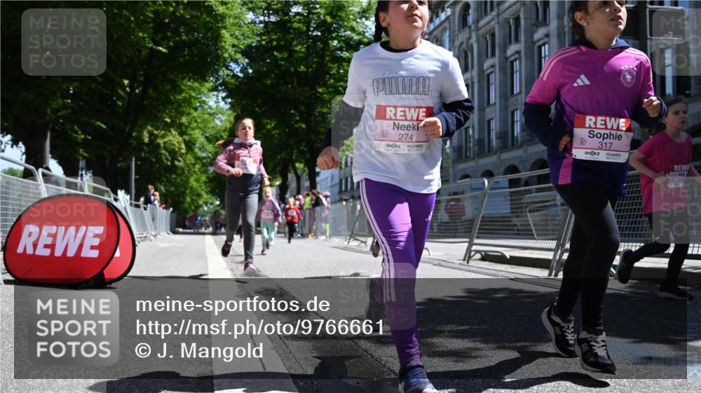 14.06.2026 - REWE Women's Run J. Mangold http://msf.ph/oto/9766661 14.06.2026 11:38:09 Ziel 139, 150, 199, 210, 240, 274, 279, 297, 300, 317, 327, 353 meine-sportfotos.de