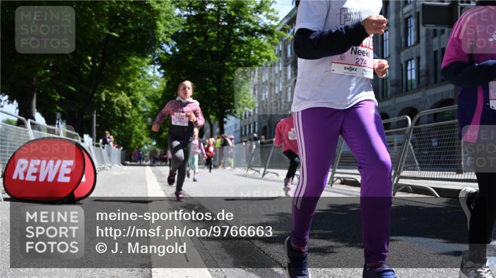 14.06.2026 - REWE Women's Run J. Mangold http://msf.ph/oto/9766663 14.06.2026 11:38:09 Ziel 139, 150, 199, 210, 240, 274, 279, 297, 300, 317, 327, 353 meine-sportfotos.de