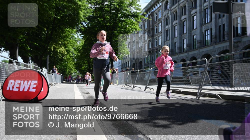 14.06.2026 - REWE Women's Run J. Mangold http://msf.ph/oto/9766668 14.06.2026 11:38:09 Ziel 139, 150, 199, 210, 240, 274, 279, 297, 300, 317, 327, 353 meine-sportfotos.de
